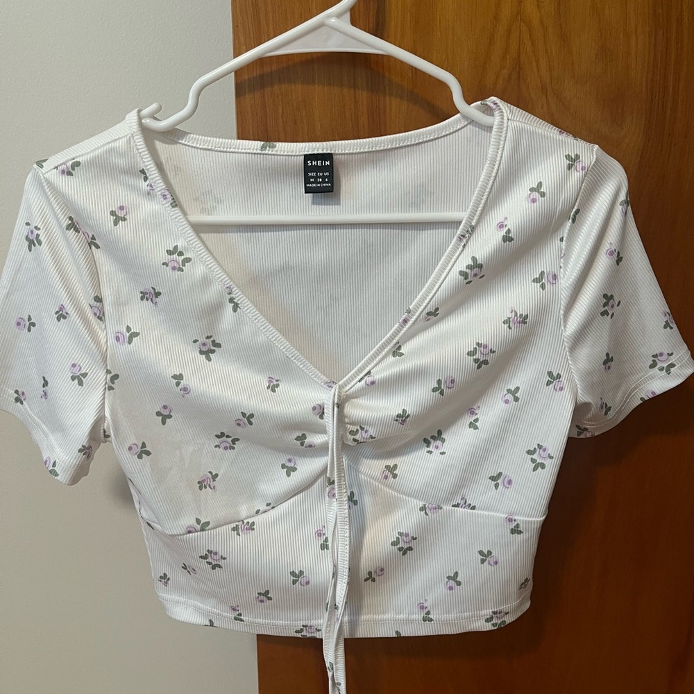 SHEIN White Flutter Sleeve Crop Blouse